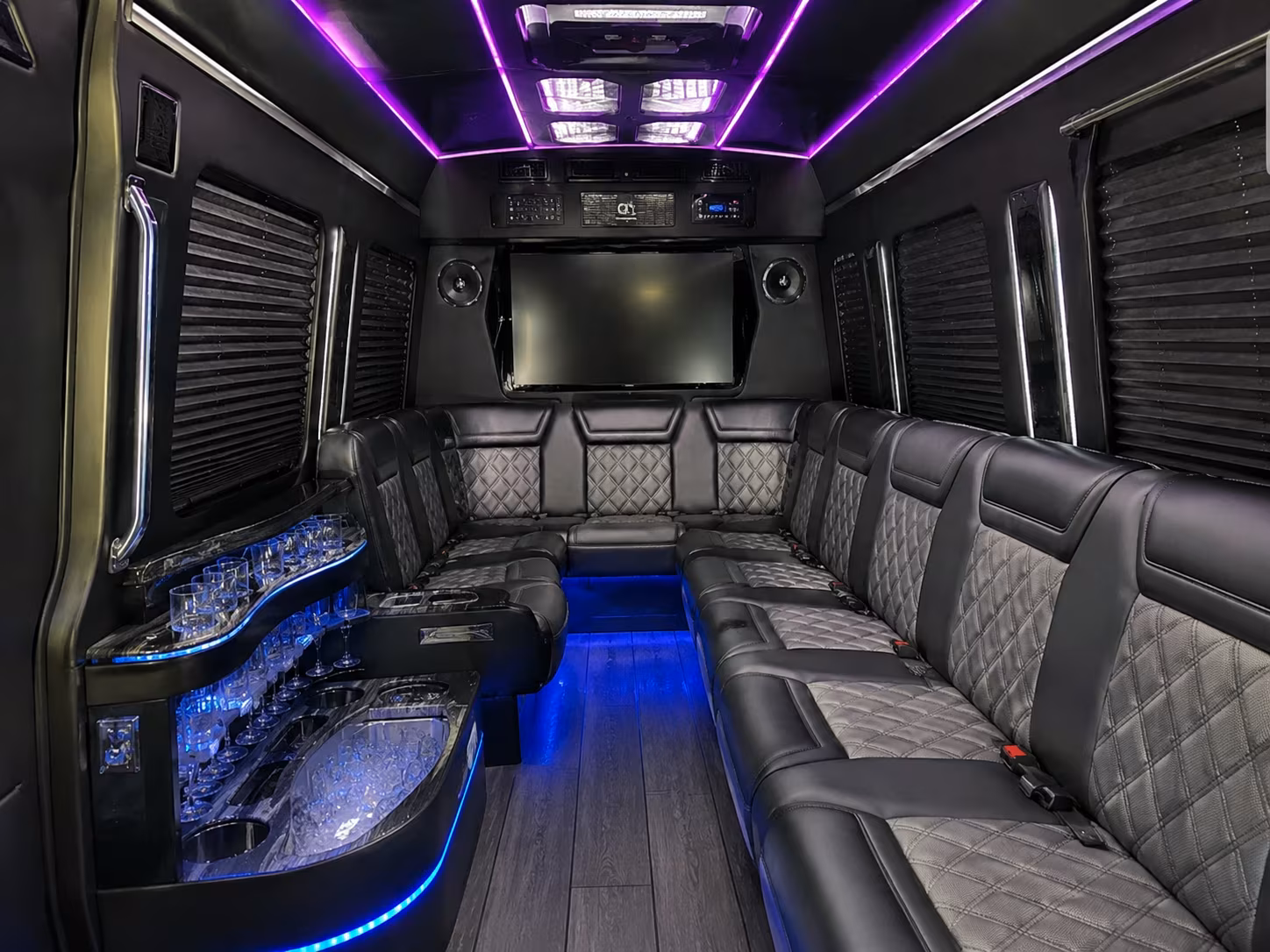 bus rental options for pomona trips