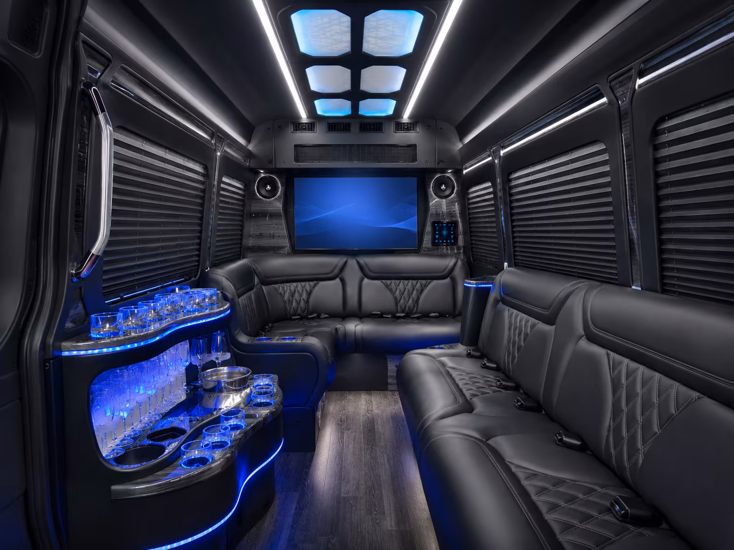 pomona custom day trip and driving tour bus rentals