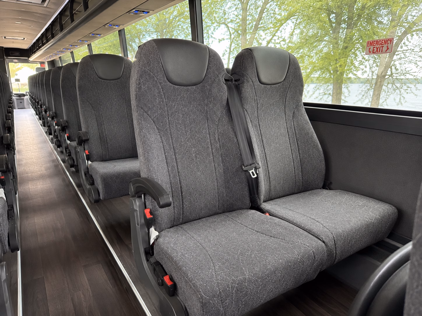private charter buses for layovers in pomona