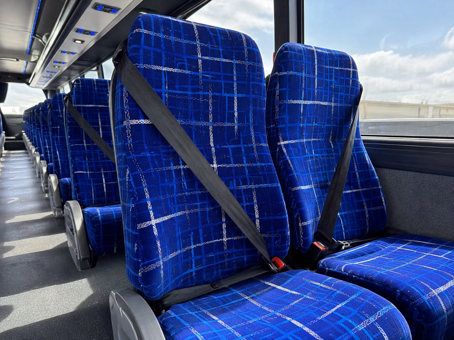 the bus type and amenities